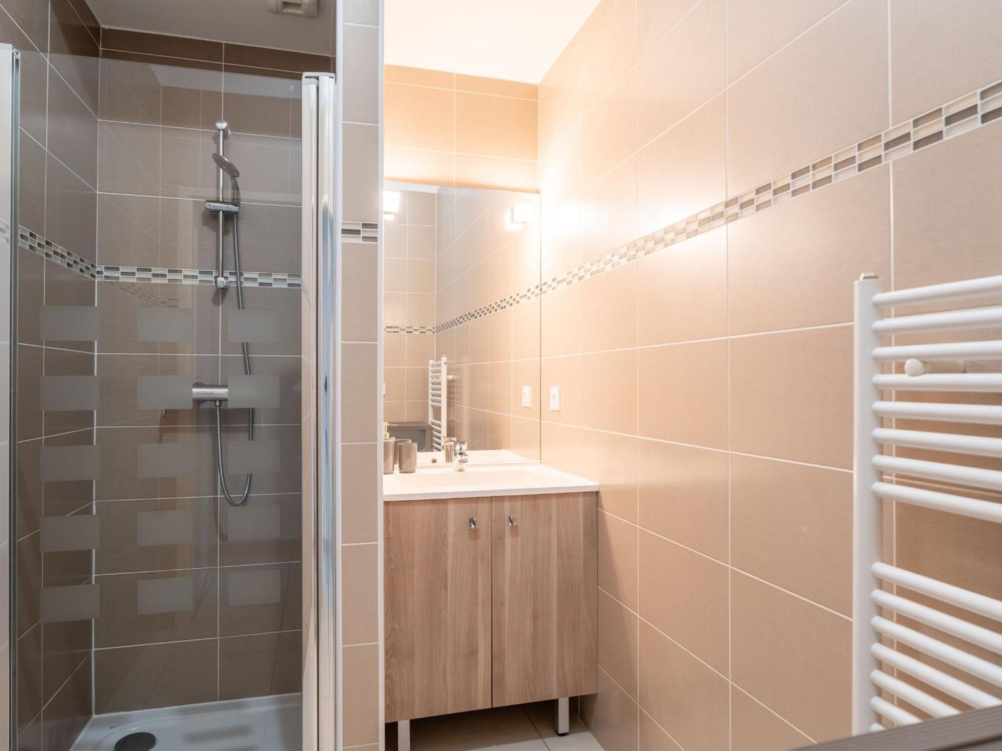T3 En Centre-Ville D'Arcachon, Proche Plage, Balcons, Parking, Ascenseur Et Wi-Fi - Fr-1-319-440 Exterior photo